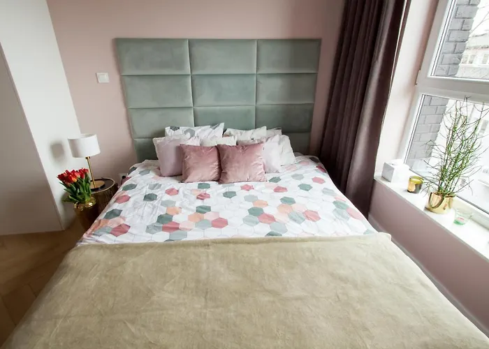Nowy Apartment Przy Placu Szembeka